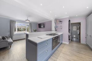 Photo 25- click for photo gallery